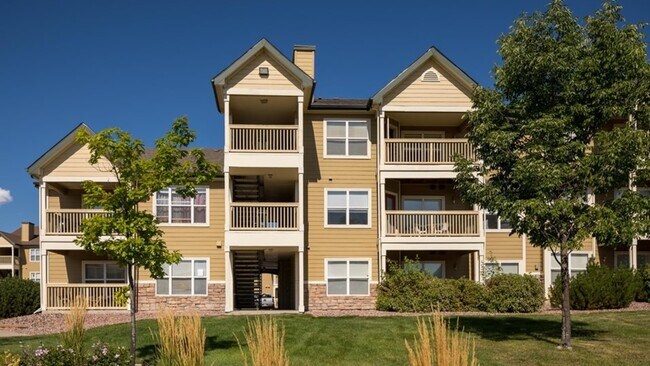Building Photo - 4275 Sanders View Dr