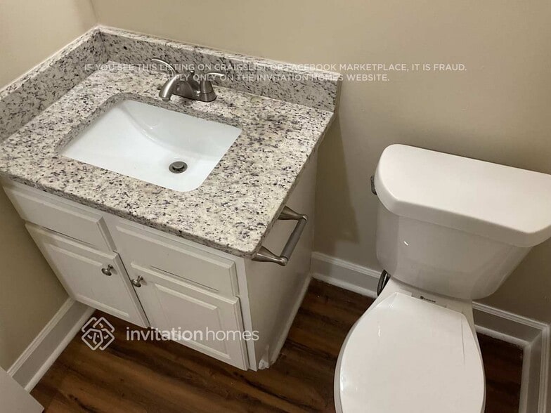 Building Photo - 675 River Overlook Dr NW