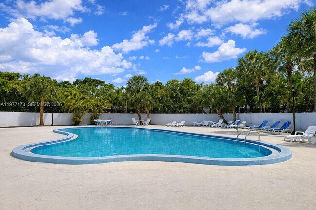 Building Photo - 7525 SW 153rd Pl