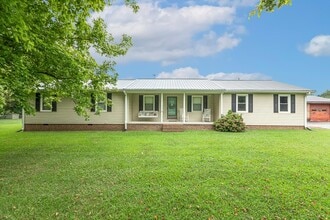 Building Photo - 3518 Lee Ave