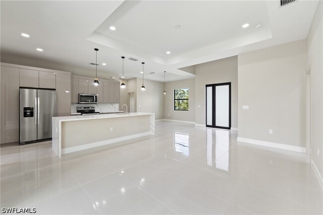 Building Photo - 2903 37th St W