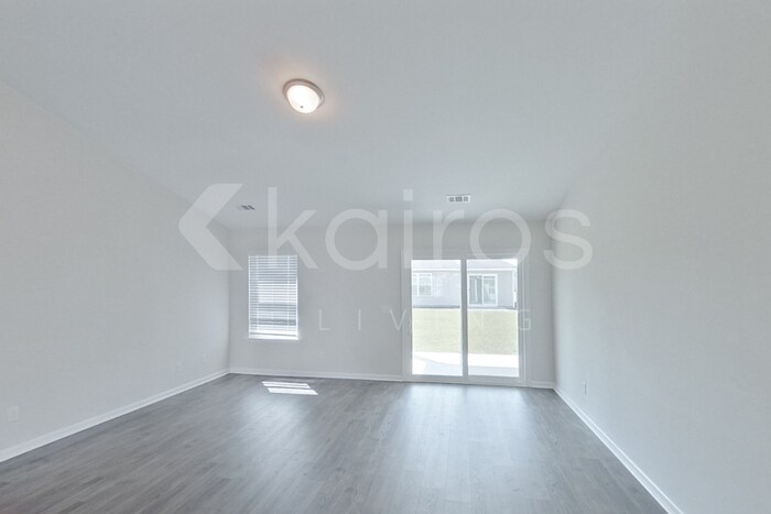 Building Photo - 103 St Matthew Wy