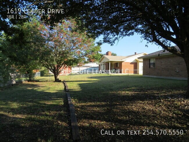 Building Photo - 1619 Leader Dr