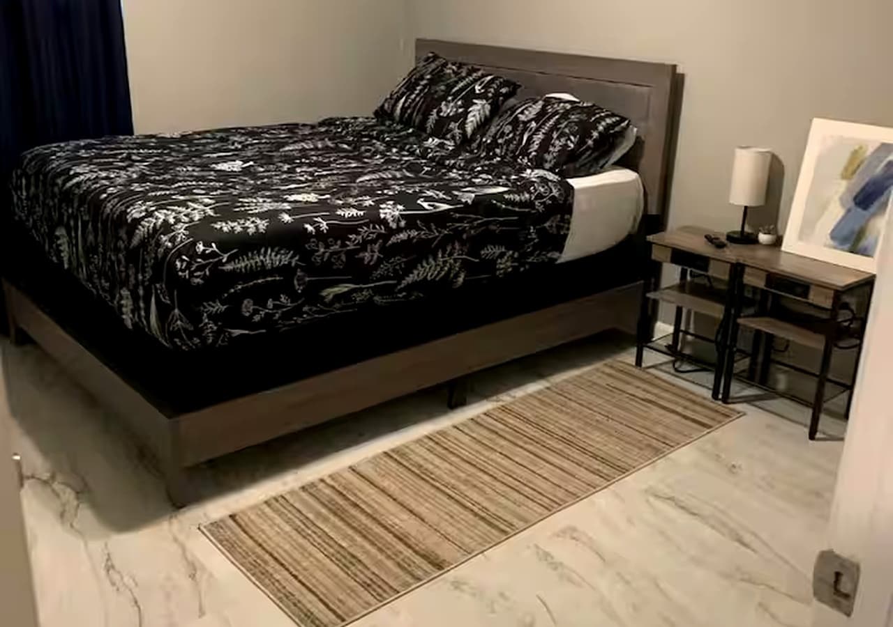 Building Photo - 8672 Prather Dr