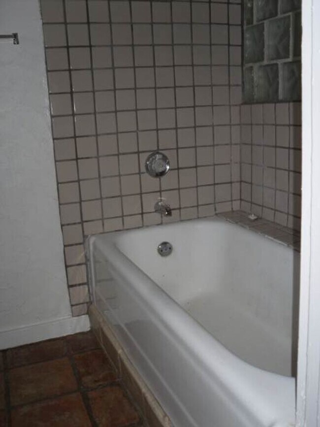 Building Photo - A nice one bedroom/ one bath home for rent.