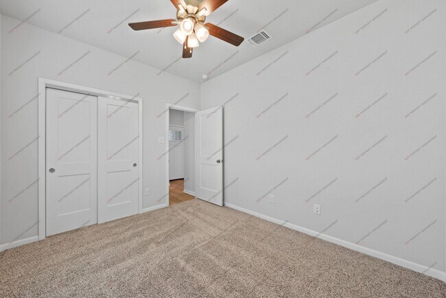 Building Photo - Belton ISD 3BR/2BA Home with Covered Porch