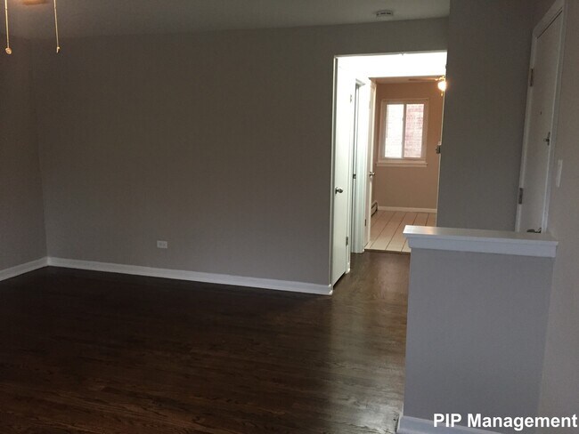 Building Photo - 2800 Burr Oak Ave