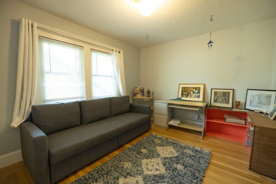 Building Photo - 364 62nd St