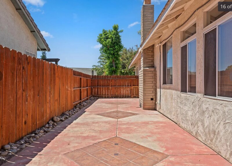 Building Photo - 747 Chenin Blanc Dr