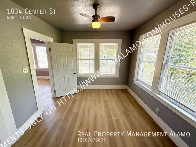 Building Photo - 1834 Center St