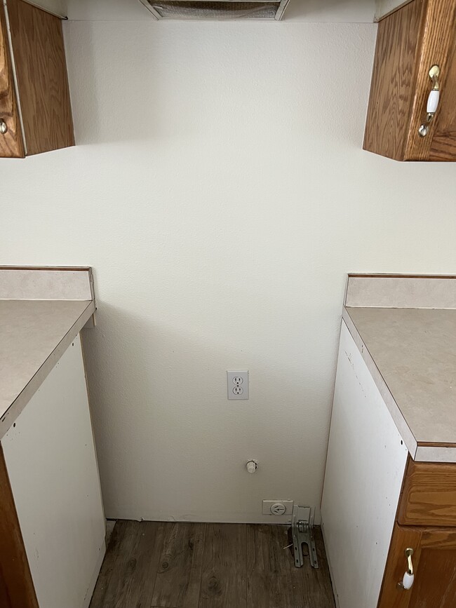 Building Photo - PPM Lease & Management (2569)
