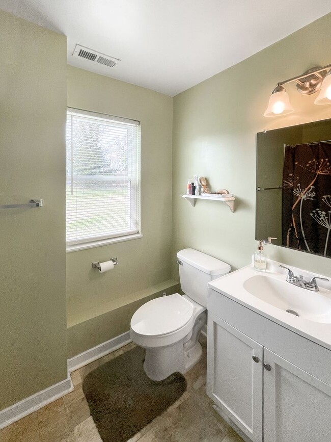 Building Photo - Updated single-family home in the heart of...