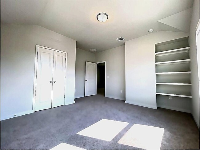 Building Photo - 15103 Ryman Rd