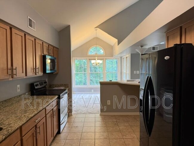 Building Photo - 1404 Church Hill Pl