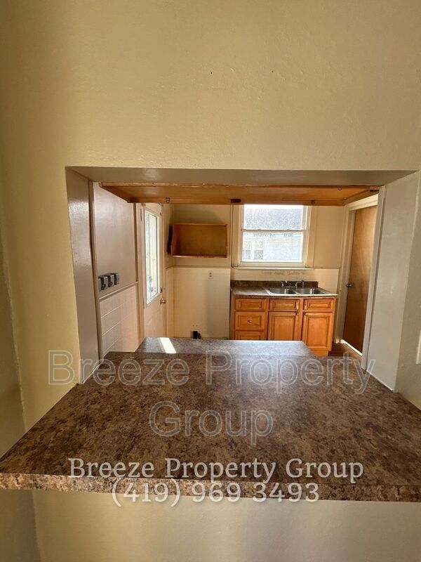 Building Photo - 1537 Remington St