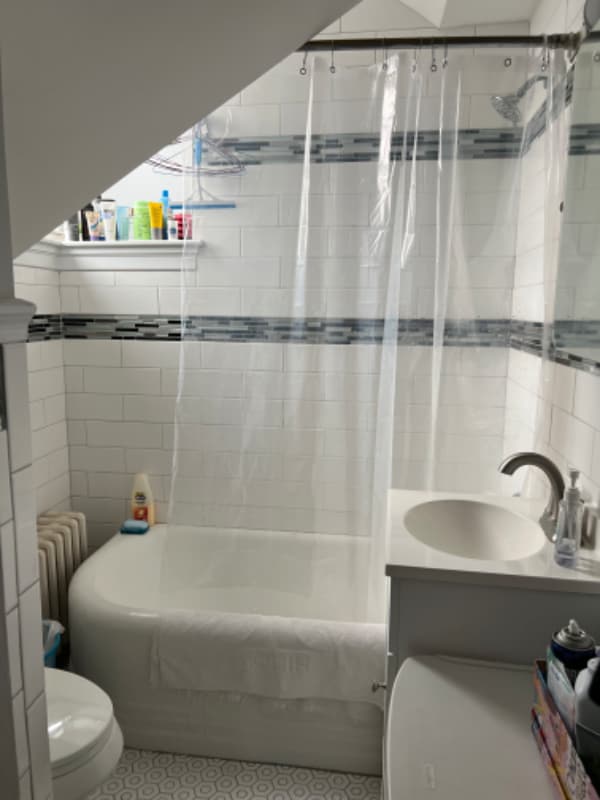 Building Photo - 257 Gano St