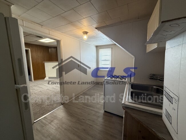 Building Photo - 1811 N 8th St