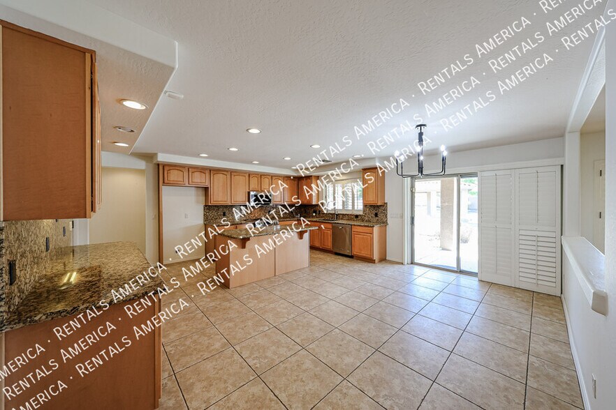 Building Photo - 9827 W Keyser Dr