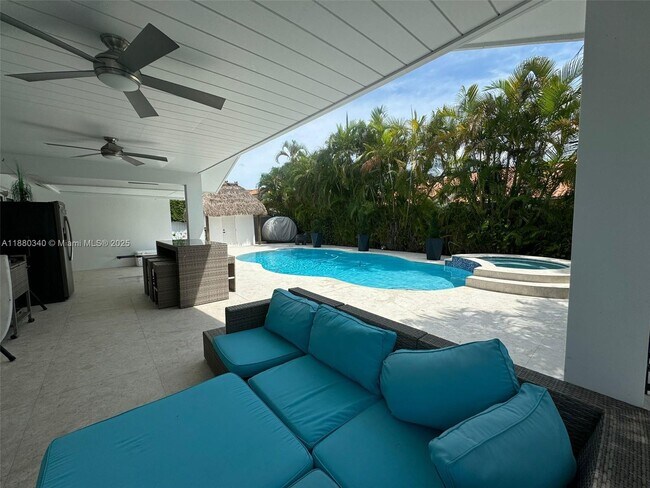 Building Photo - 41 NW 136th Ct