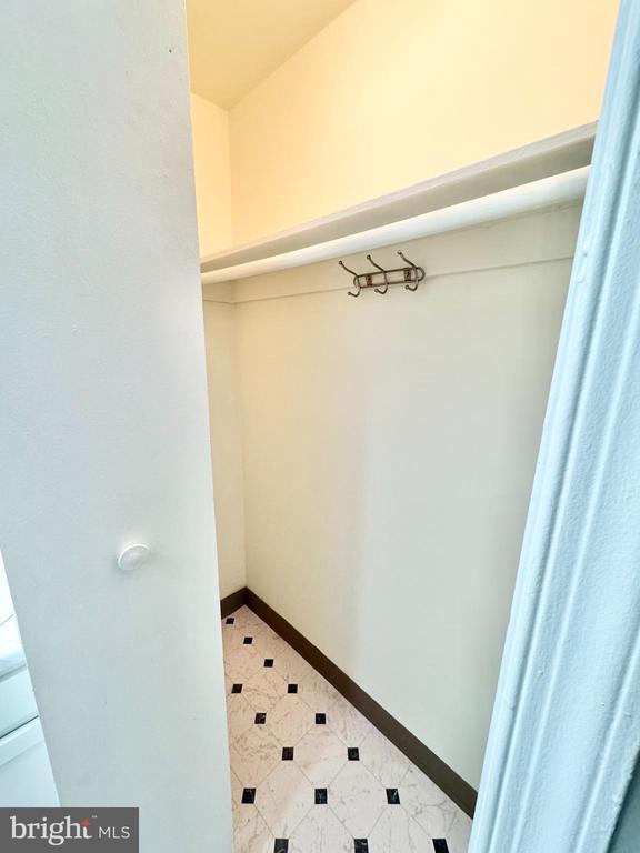 Building Photo - 3030 Wisconsin Ave NW