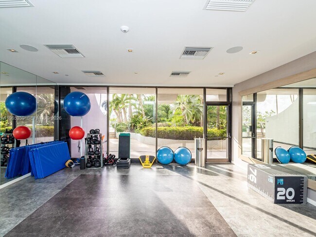 Building Photo - 9 Island Ave