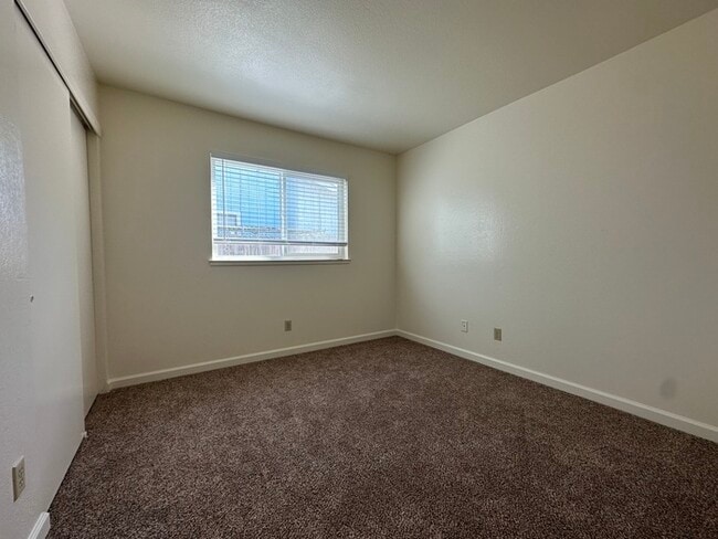 Building Photo - 8613 Tiogawoods Dr