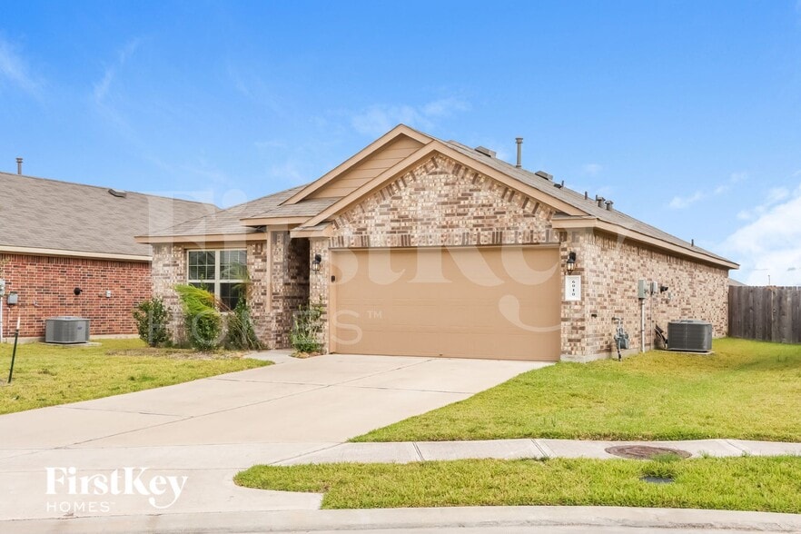 Building Photo - 6010 Diantha St