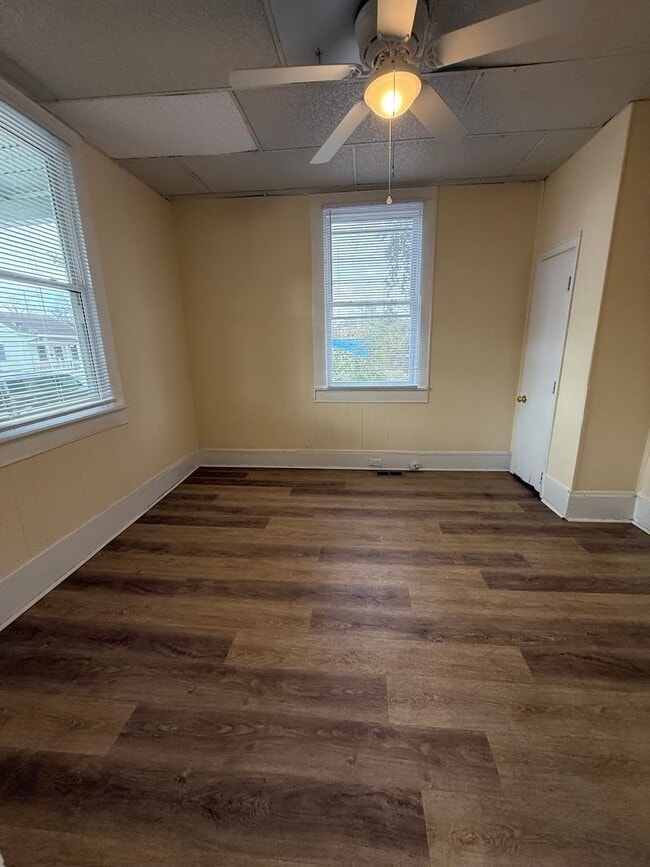 Building Photo - Downtown Wilmington - 3 Bedroom House