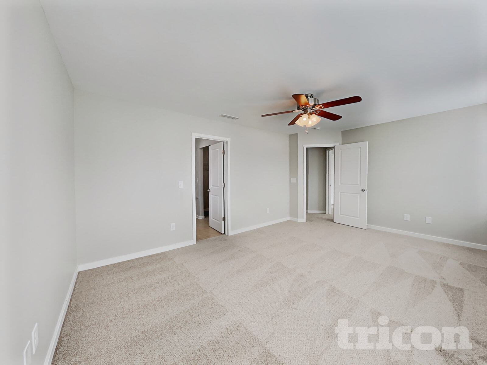 Building Photo - 513 Soaring St