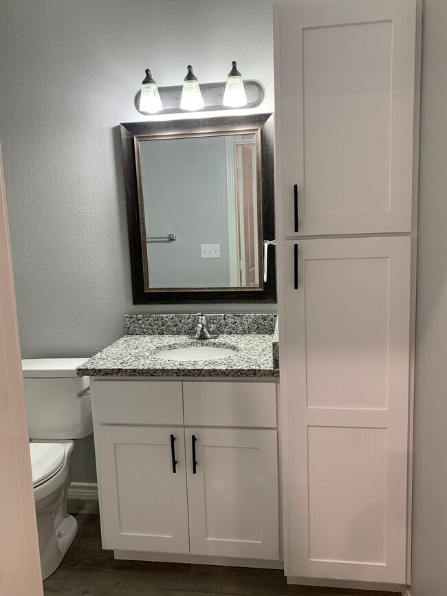 Building Photo - Spring Break Special - Move in NOW!!! and stay one month free