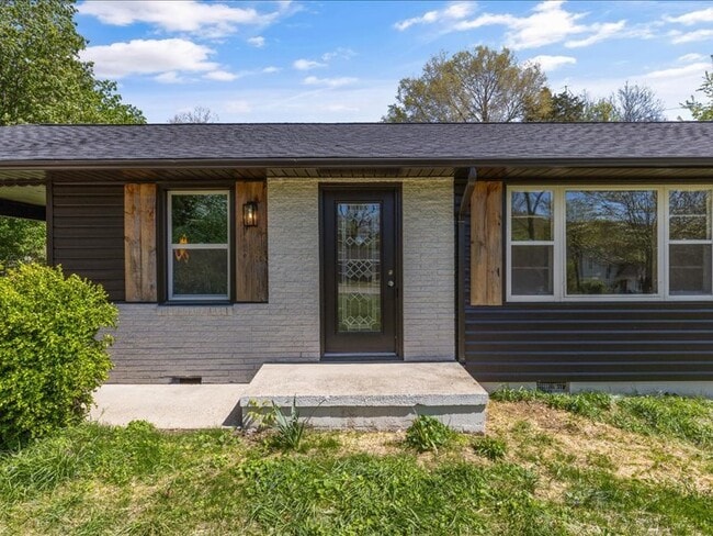 Building Photo - 4120 Foley Dr
