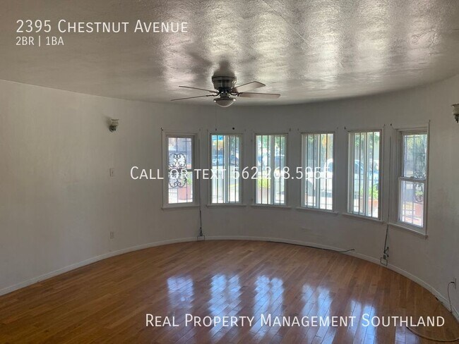 Building Photo - 2395 Chestnut Ave