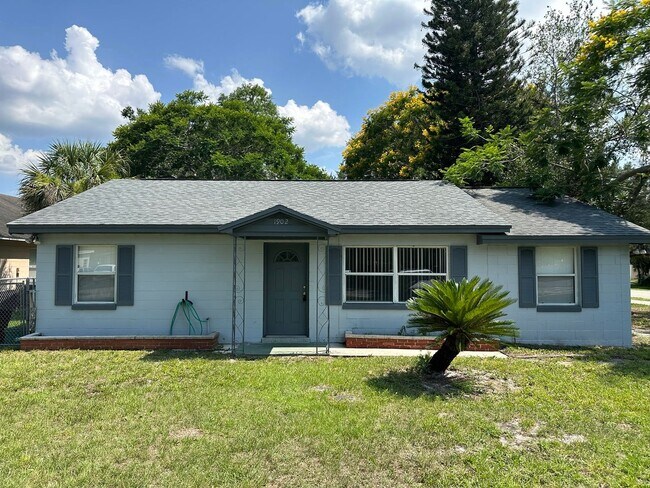 Primary Photo - Winter Park Corner Lot