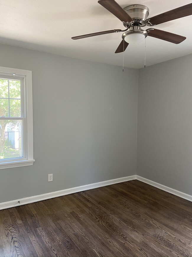 Bedroom 3 - 27824 Rexford Rd