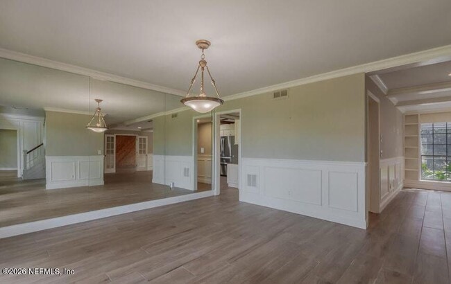 Building Photo - 4944 Mariners Point Dr