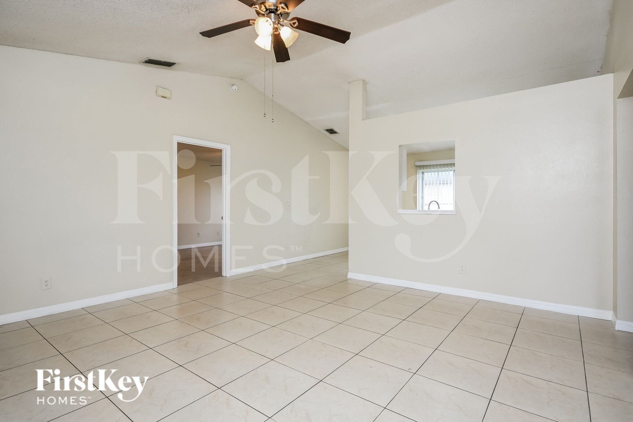 Building Photo - 646 Crane Dr