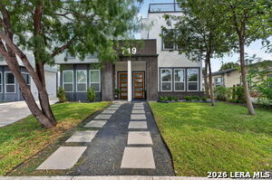 Building Photo - 719 Eleanor Ave