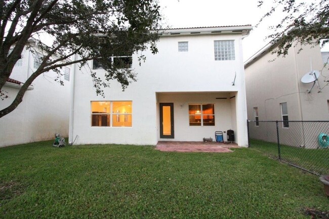 Building Photo - 1007 Grove Park Cir