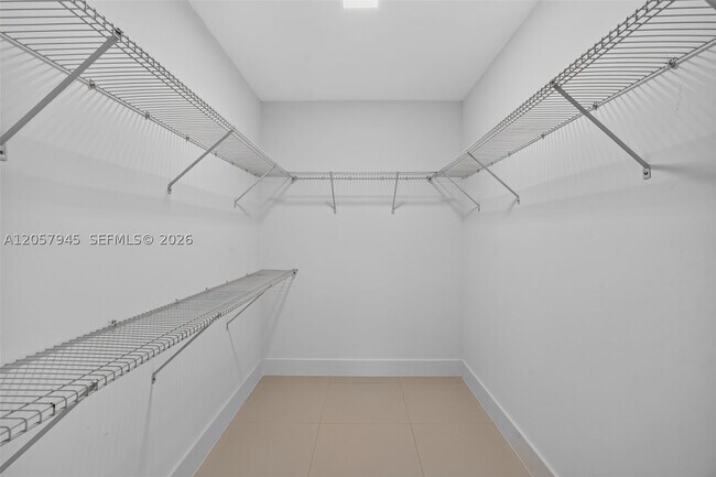 Building Photo - 13707 SW 91st Ct