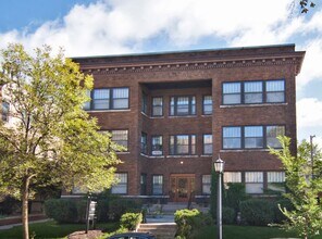 Building Photo - 1919 Dupont