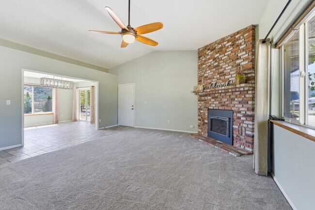 Building Photo - 23440 Mashie Ct