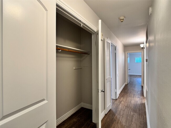 Building Photo - 5139 Indigo St