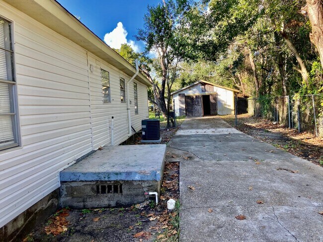 Building Photo - Gulfport 3 Bedroom