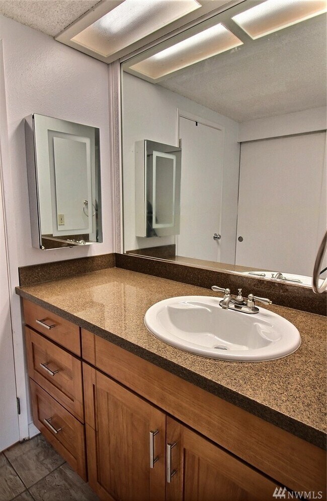 Building Photo - 17534 151st Ave SE