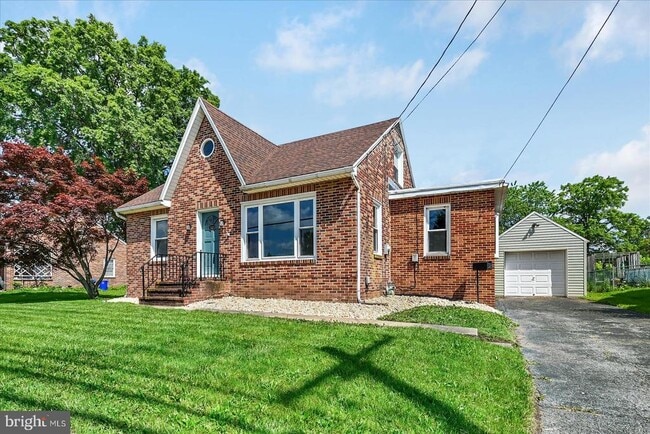 Primary Photo - 101 E Canal Rd