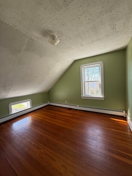 Building Photo - 3853 N Main St