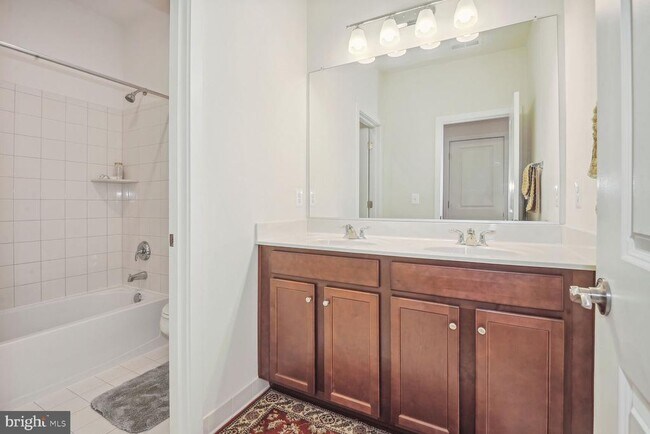Building Photo - 25495 Woodbine Farm Dr