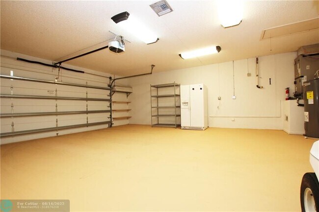 Building Photo - 10134 Boca Woods Ln
