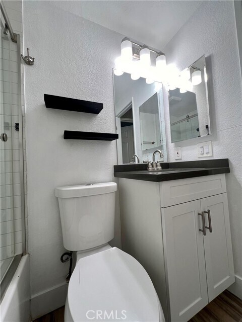 Building Photo - 312 Broadway St