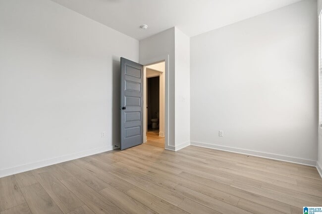Building Photo - 1801 Rivo Ln